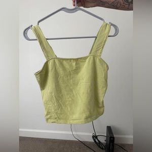 Medium cropped tank